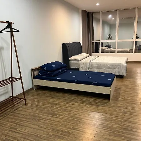 Good Mood House 3-7Pax,Free Parking,Upstairs Shopping Mall, Hospital Columbia, Tar University, Lrt Station Kuala Lumpur Exterior photo