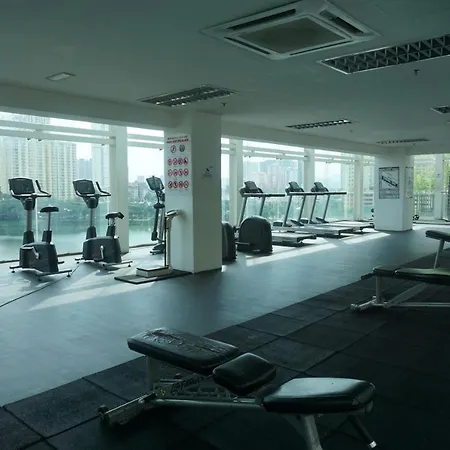 Good Mood House 3-7Pax,Free Parking,Upstairs Shopping Mall, Hospital Columbia, Tar University, Lrt Station Kuala Lumpur Exterior photo