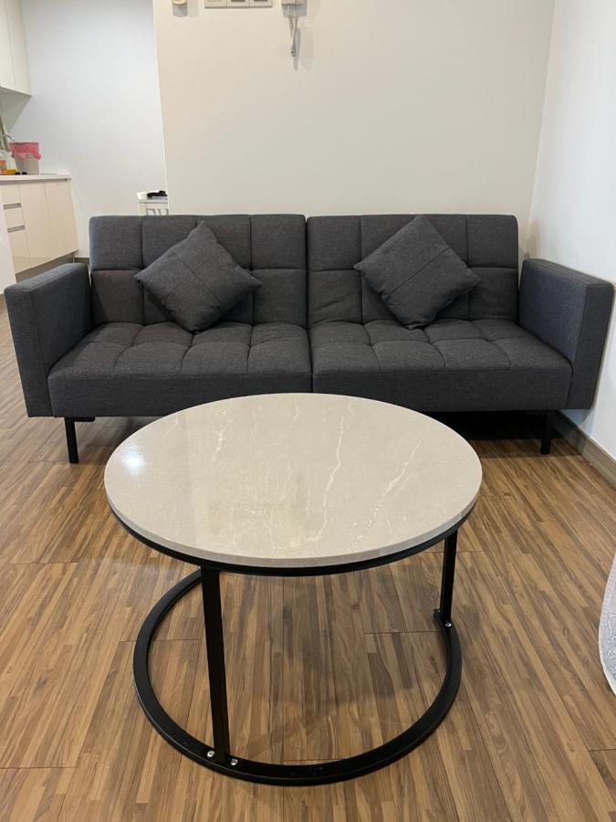 Good Mood House 3-7pax,free Parking,upstairs Shopping Mall, Hospital Columbia, Tar University, Lrt Station Apartment Kuala Lumpur